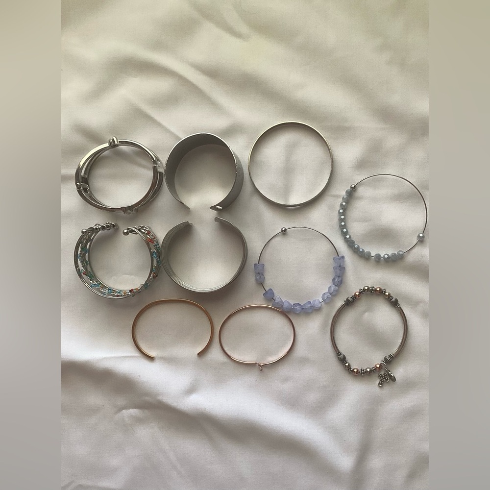 Lot Of 10 Bracelets